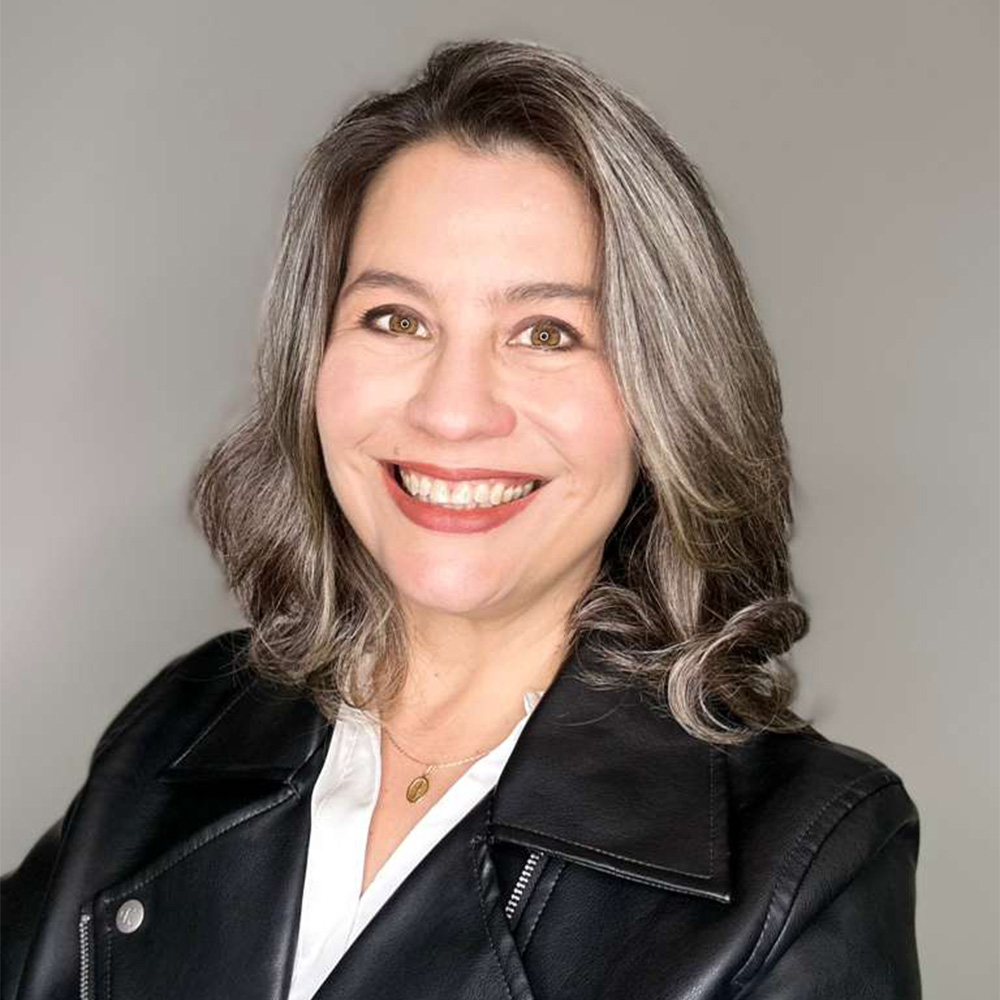 Dra. Adriana R. Cruz 