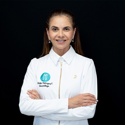Dra. Natalia Velásquez Gómez