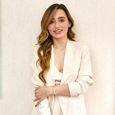 Dra. Paola Andrea Macías Arias